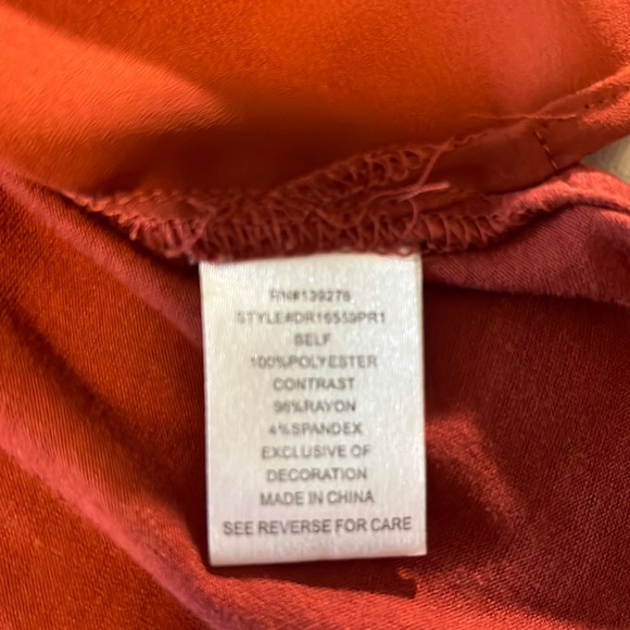 DR2 Women blouse, Rusty Color, size Large - Picture 5 of 9